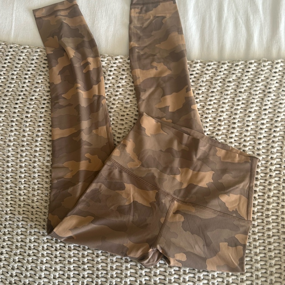 Brand new lululemon leggings